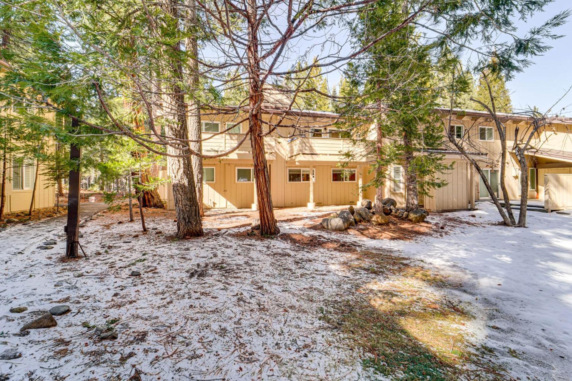 אינקליין וילג' Tahoe Condo About 1 Mi To Diamond Peak Ski Resort! מראה חיצוני תמונה