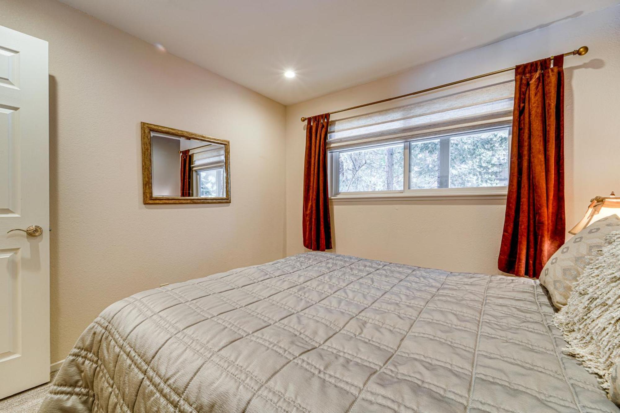 אינקליין וילג' Tahoe Condo About 1 Mi To Diamond Peak Ski Resort! מראה חיצוני תמונה
